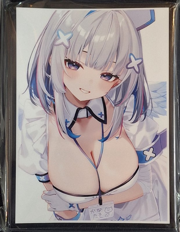 画像1: 白詰草　カードスリーブ　ホロライブ ナース 天音かなた (1)