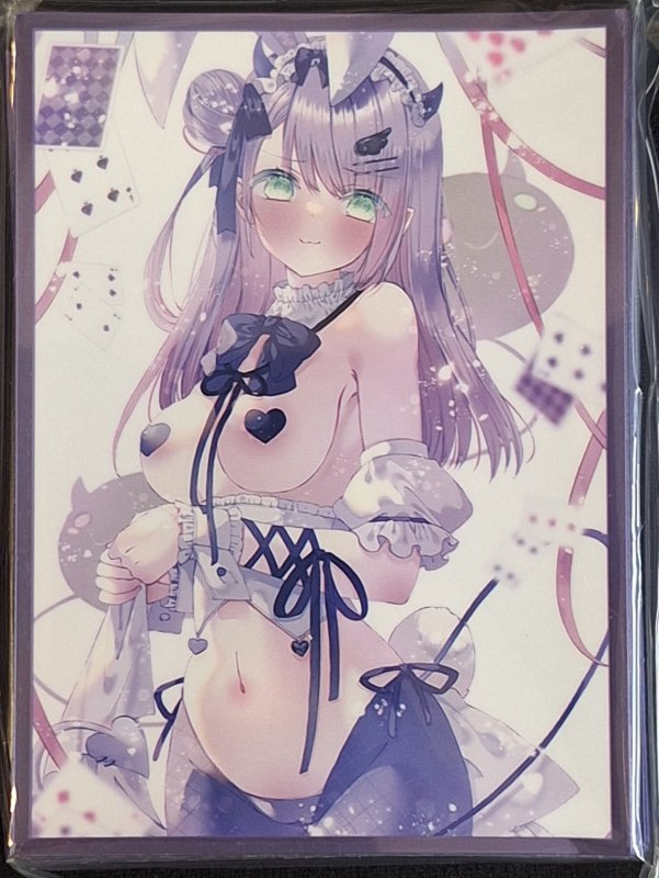 画像1: 白詰草　カードスリーブ　ホロライブ 逆バニー 常闇トワ (1)
